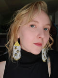 Load image into Gallery viewer, Bee Totem Beaded Earrings